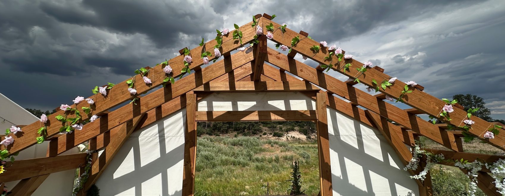 Monument Glamping | When Your Own Family Celebrates at Monument Glamping