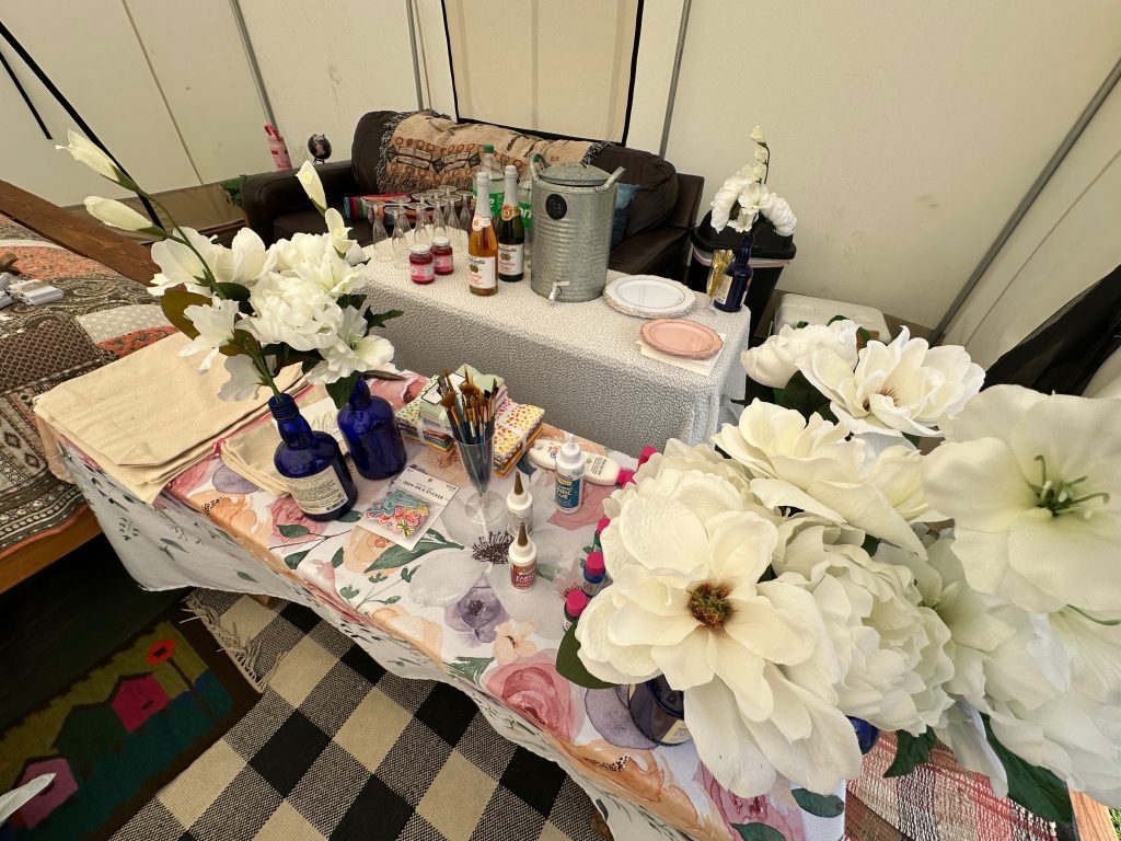 Monument Glamping | When Your Own Family Celebrates at Monument Glamping